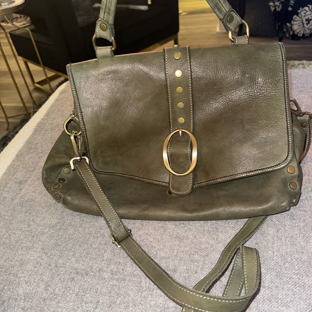 Gorgeous Handmade Olive Green Leather Shoulder Bag. Luxurious, Trendy, Stunning! - Picture 2 of 13
